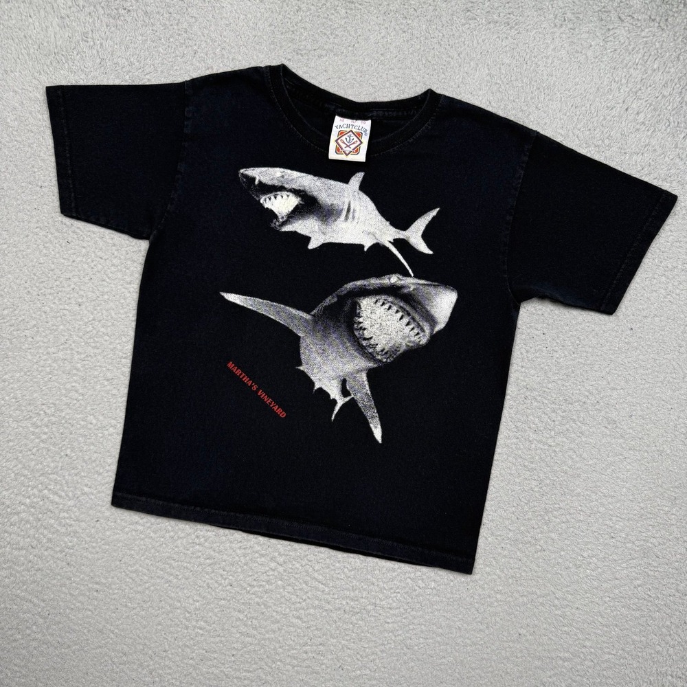 Kids Vintage Y2K Martha's Vineyard Shark Animal Nature T-shirt‎